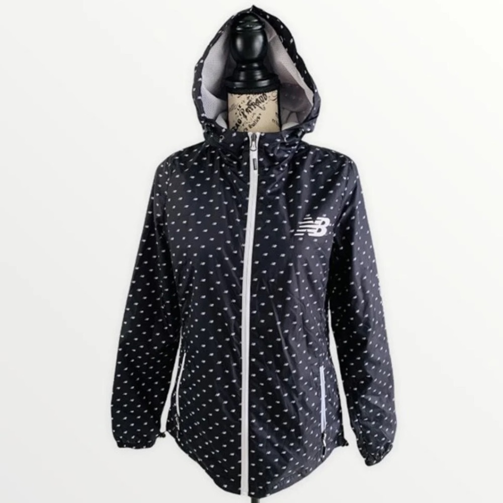 New balance women's small windbreaker